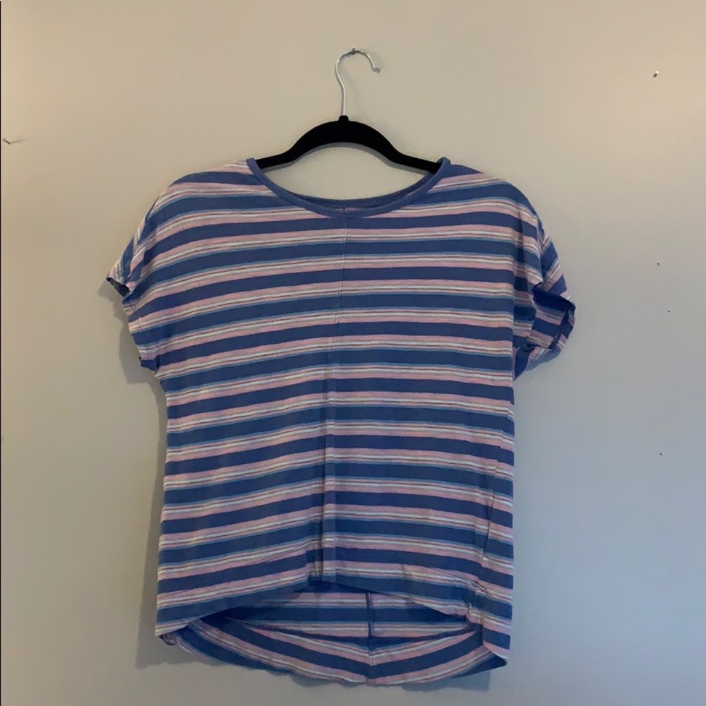 blue striped tshirt